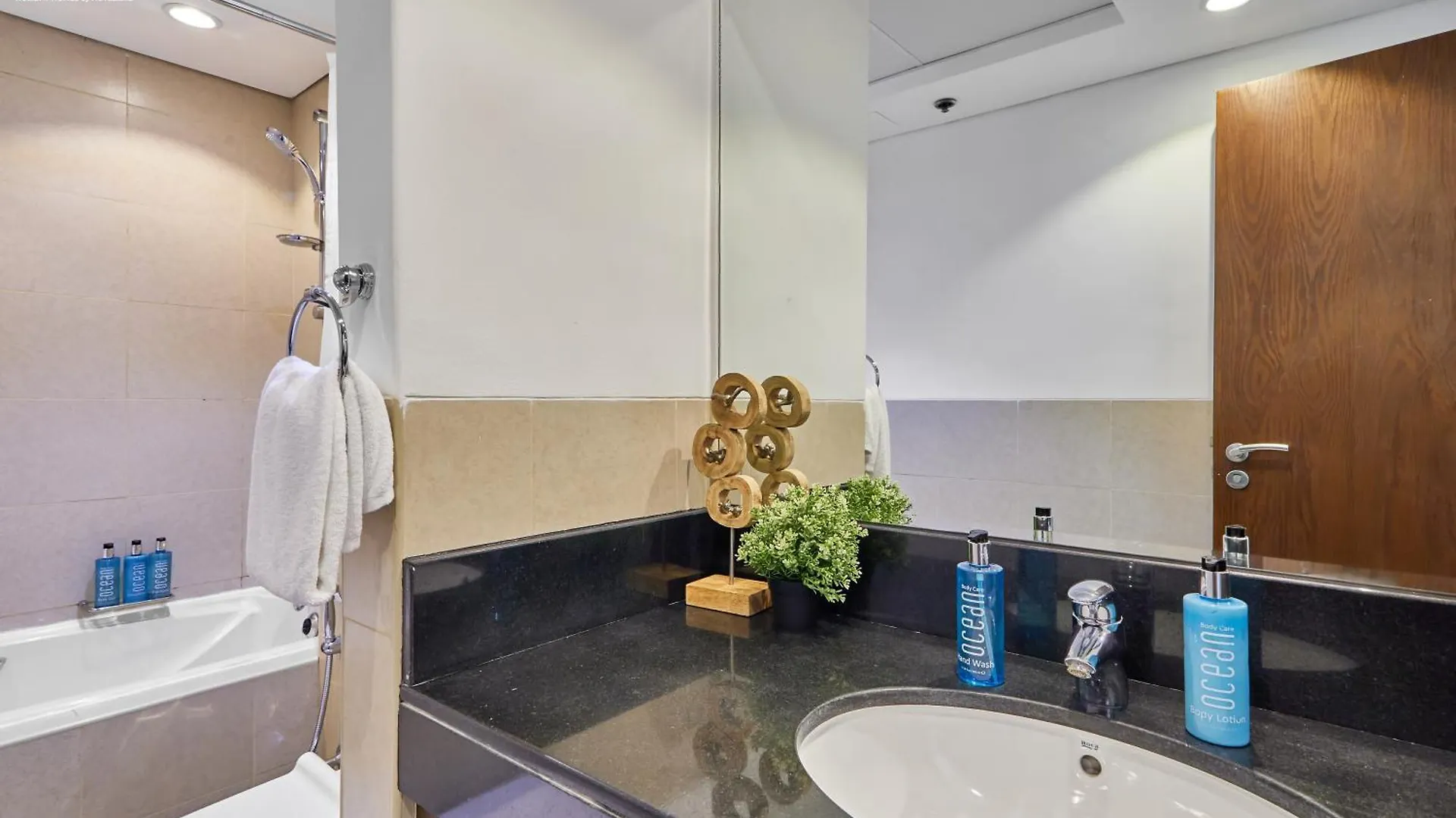 Bnbmehomes - 8 Boulevard Walk Dubai 0*,  United Arab Emirates